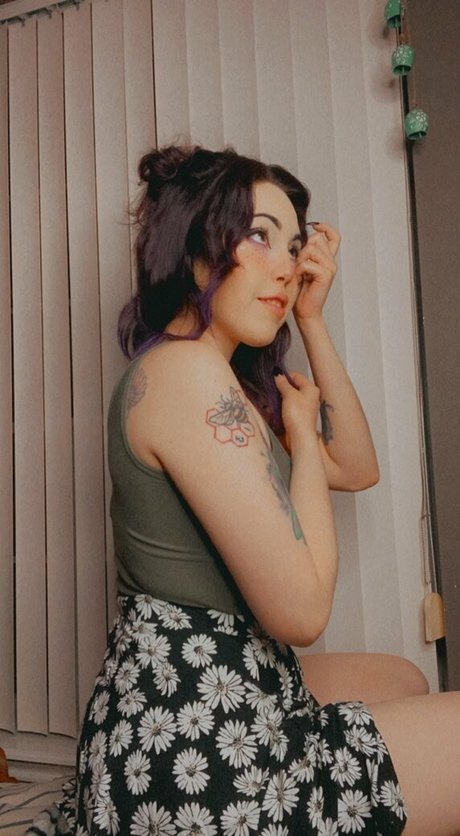 rueeruee hot pornstar pics