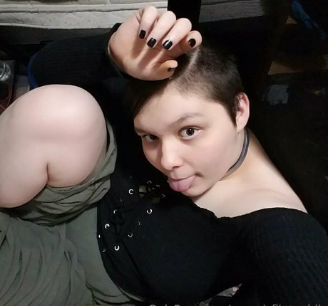 blowjob selfie onlyfans erotic image