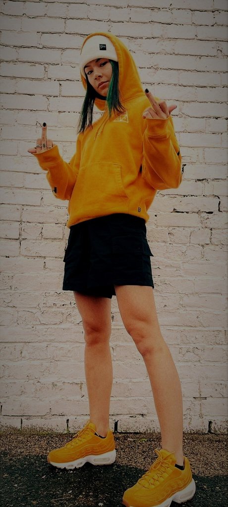 Yellowsnowbb sexy pornstar image