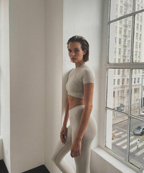 swimming pool onlyfans free xxx pictures