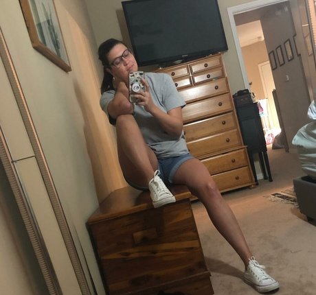 tallnerdywoman perfect pornstar image