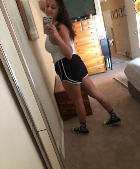 tallnerdywoman star art picture