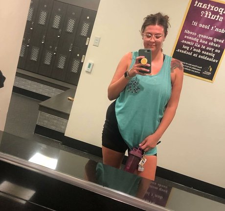 tallnerdywoman pornstar sex photo