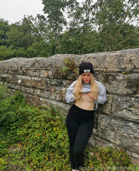 Thatlittleminigirl model nice picture