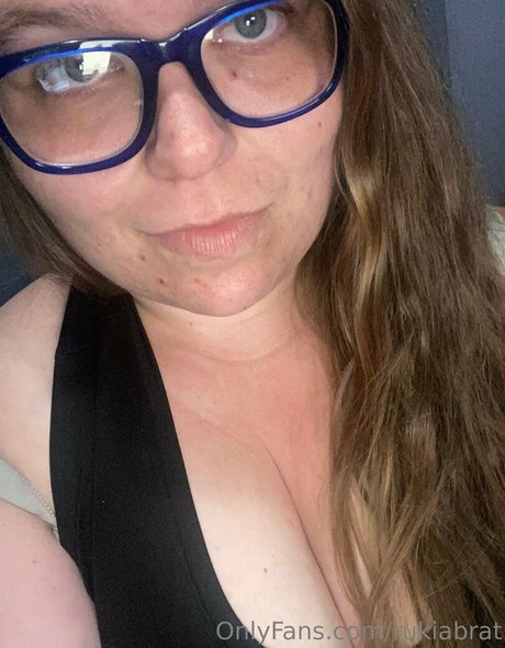 rukiabrat model art pic