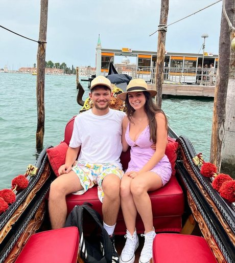 Theresa high quality actress photos