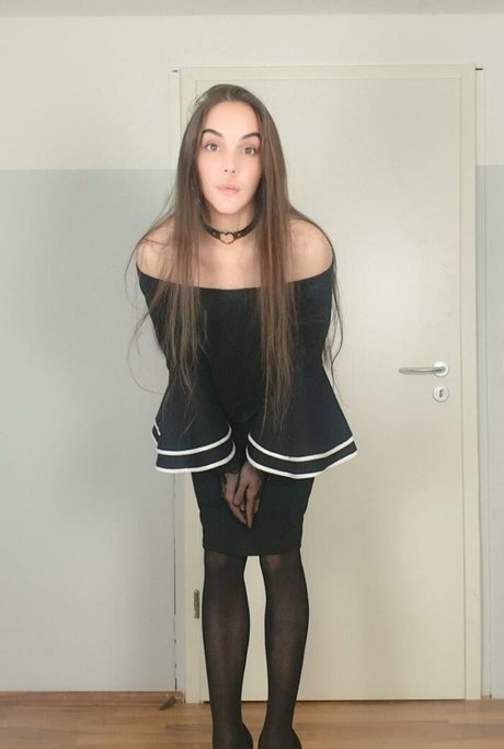 justMiia perfect star pictures