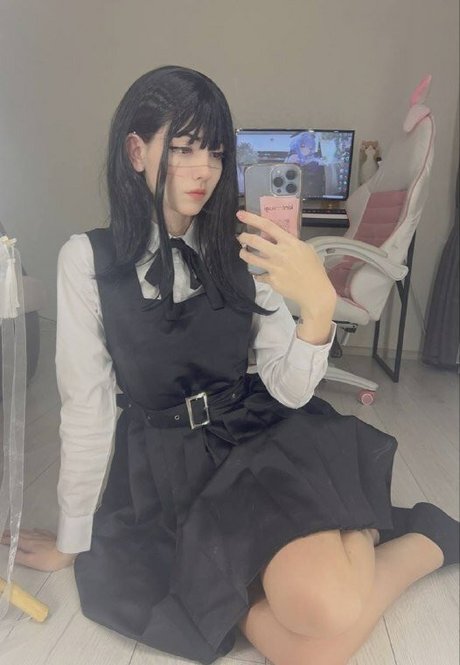 Astela Chan sexy star picture