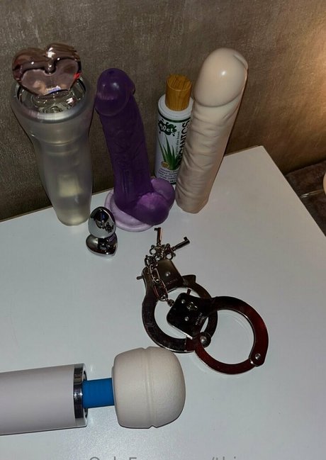 lesbian massage onlyfans pornos img