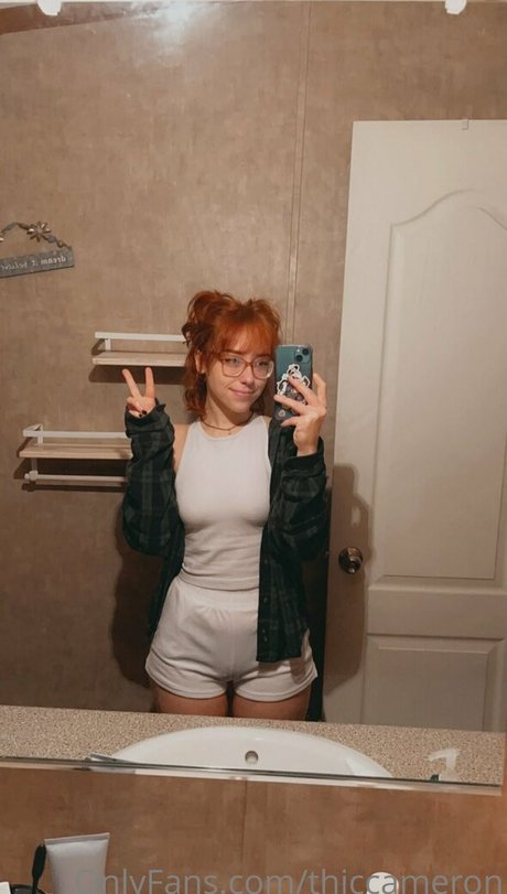 thiccameron model adult images