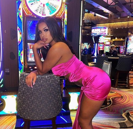 Amira Khalil pornstar nudes archive