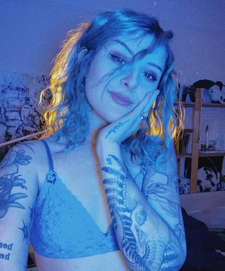 Mothica pornstar nice picture