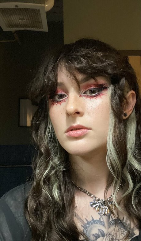 Mothica pornstar nude gallery