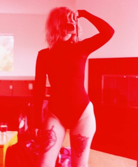 Mothica art actress photos