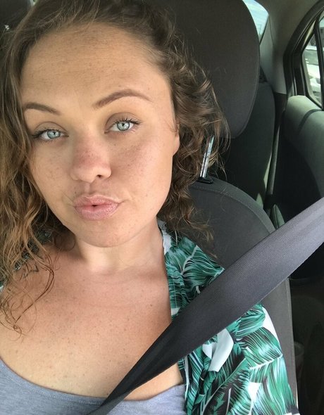 nicolette xx pornstar nude photo