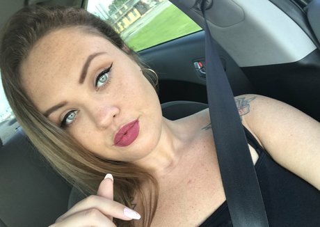 nicolette xx adult star img