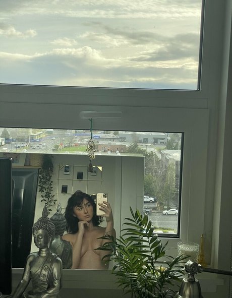 GoddessClaire111 erotic model photo