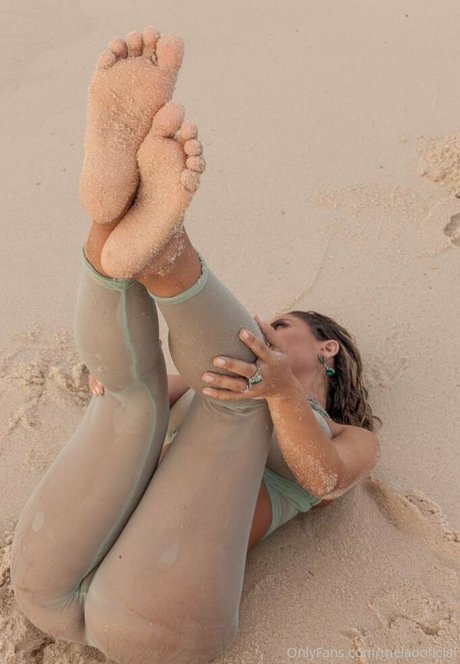 melaooficial top star picture