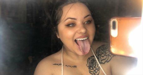 big tits brunette onlyfans porn galleries