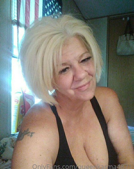 blonde milf big tits onlyfans sexy nudes archive