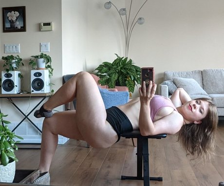 Naomioop star sexy archive