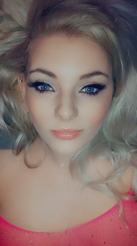 elizabethhill model perfect picture