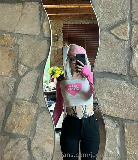 jadiethebaddie pornstar pretty photo