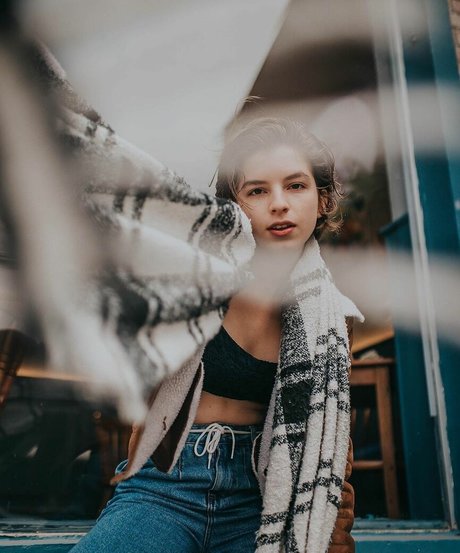 Karina Martins high quality actress images