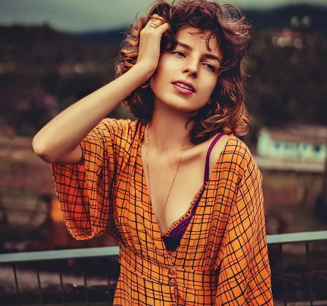 Karina Martins hd model pictures