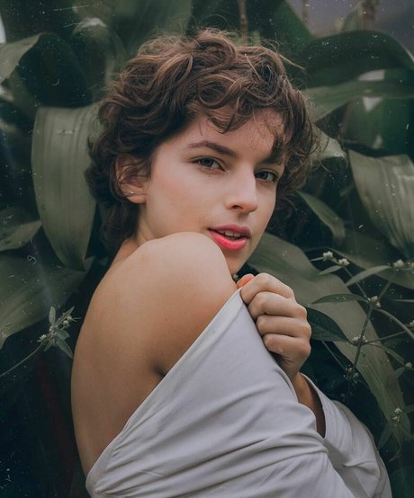 Karina Martins perfect actress image