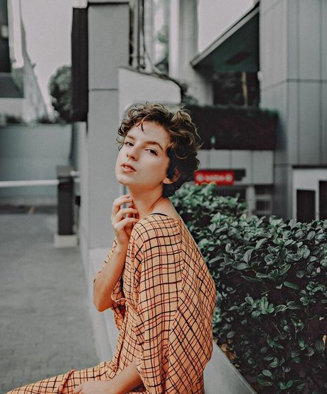 Karina Martins nice actress pictures