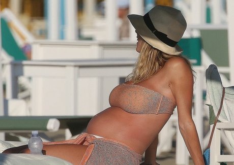 blowjob brunette onlyfans hot sexy galleries