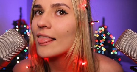 Sirius Eyes ASMR star porn picture