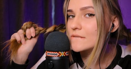 Sirius Eyes ASMR star naked archive