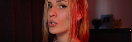 Sirius Eyes ASMR model erotic gallery