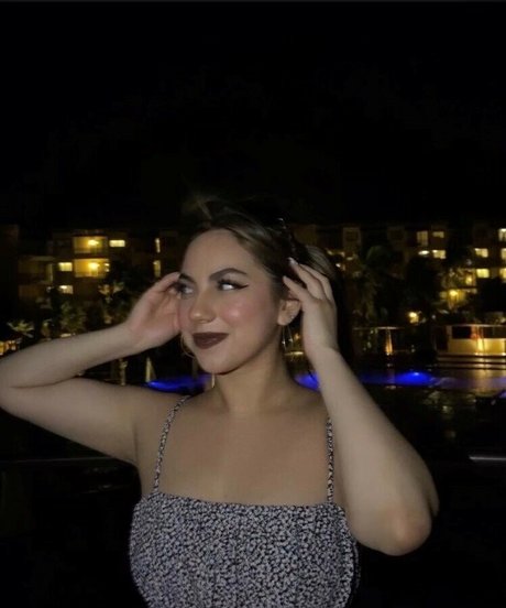 nattalieferreyra pornstar erotic picture