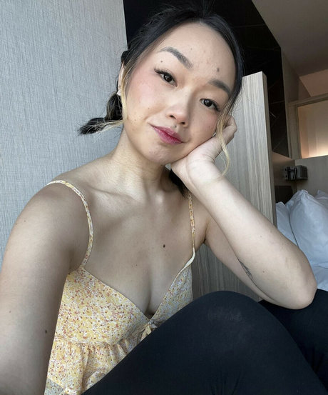 vatinakong beautiful model pictures