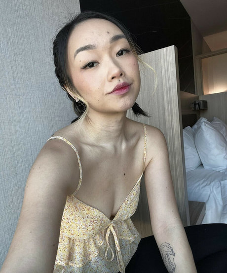 vatinakong model high quality gallery