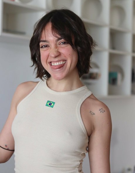 army milf onlyfans pornographic images