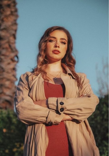 Justseum art actress photo