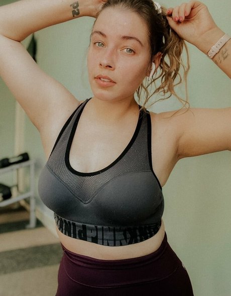 Justseum star art image