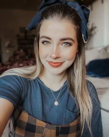 Justseum best actress archive