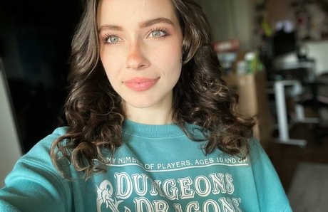 Justseum pretty actress pics