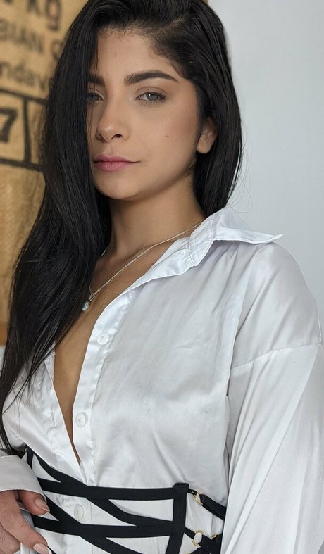 selenakyle69 beautiful pornstar pics