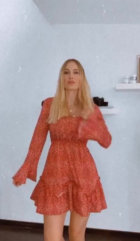 Chrissy xoxo pretty actress archive