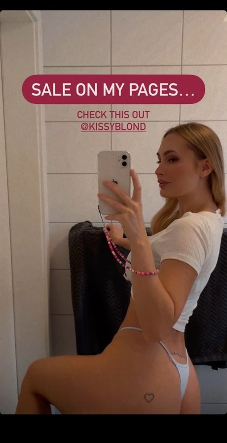 Chrissy xoxo pornstar picture