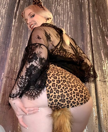 ittybittyprettykittyfree adult actress pic