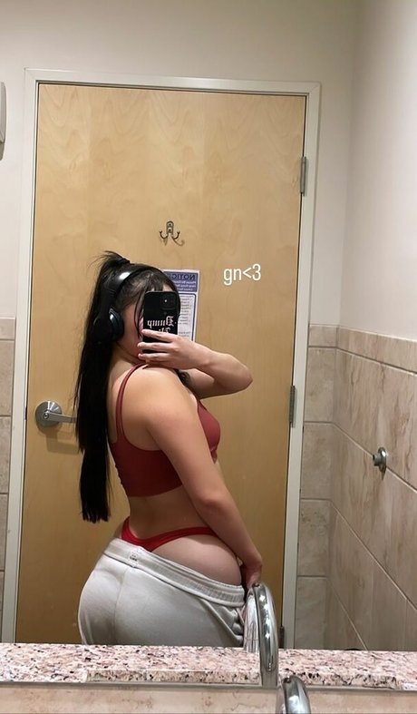 bernaarose high quality pornstar picture