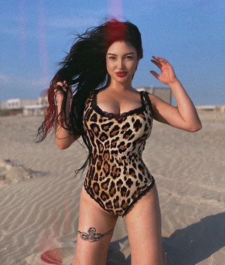 Dakarimova Zhansaya model pretty images