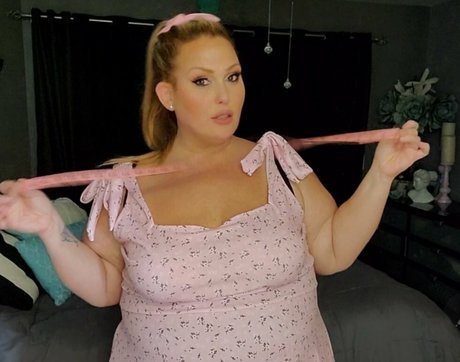 lindseefoxxx star sex photo